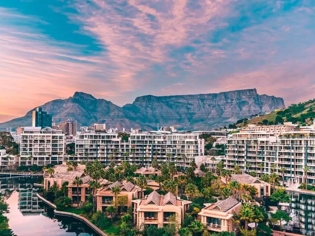 One & Only Cape Town Hotel with views of Table Mountain 2025 / 2026.